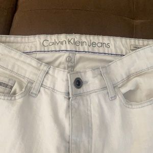 Off White Calvin Klein Jeans| Skinny/slim fit